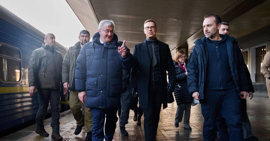 До Києва у четверту річницю вторгнення прибули близько десяти лідерів