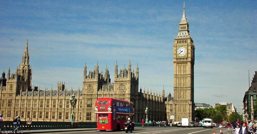 Украинцам, выехавшим в Великобританию из-за войны, предоставят больше времени для продления виз