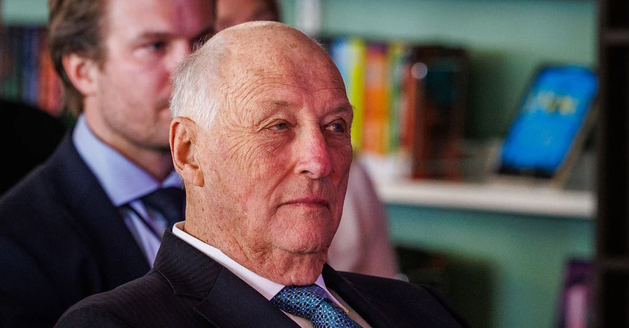 89-летний король Норвегии был госпитализирован во время отпуска на Канарах