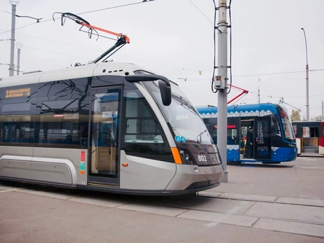 В Киеве возобновляют движение троллейбусов и трамваев после полуторамесячного перерыва