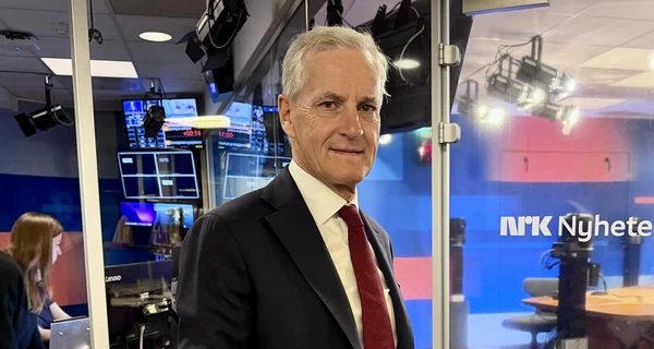 Премьер Норвегии объяснил, почему его страна не будет отправлять домой мужчин-беженцев 