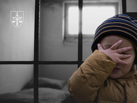 На Тернопільщині жінку посадили на 7,5 років за те, що виколола око 3-річному синові заради соцвиплат