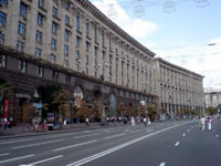 Черновецкий делает платный въезд в центр Киева 