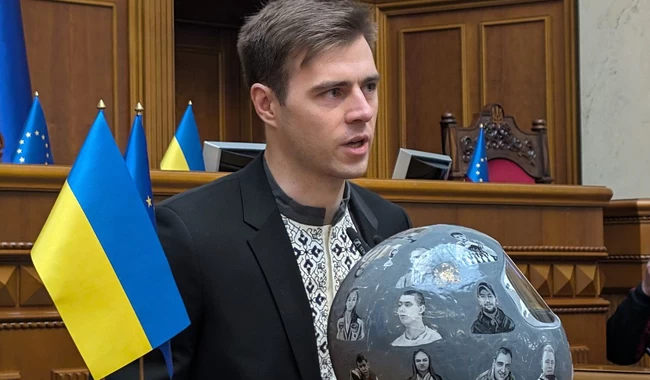 Cкелетоніст Владислав Гераскевич приніс до парламенту 