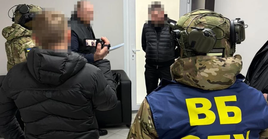 Командующий логистикой ВС ВСУ и глава управления СБУ в Житомирской области получили подозрения