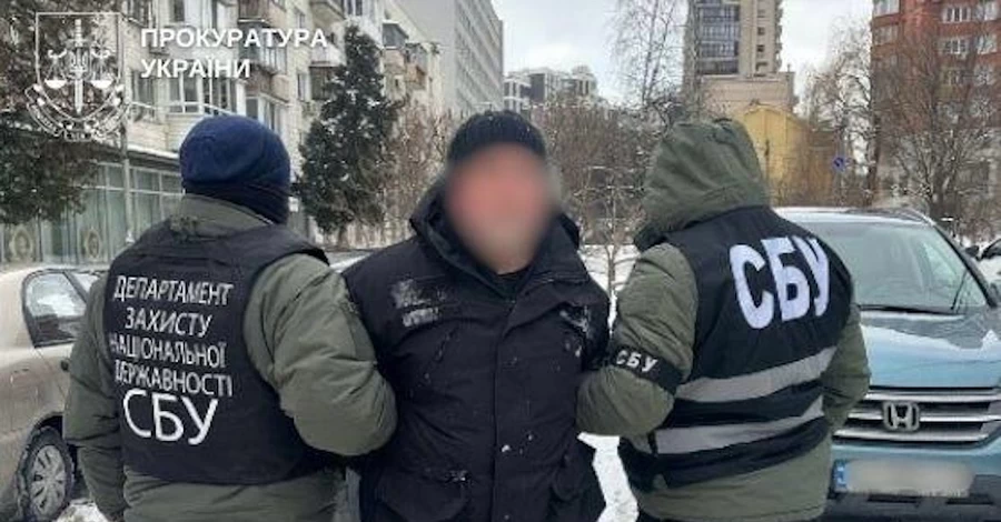 Торговец оружием работал в киевской больнице и там же хранил свой арсенал