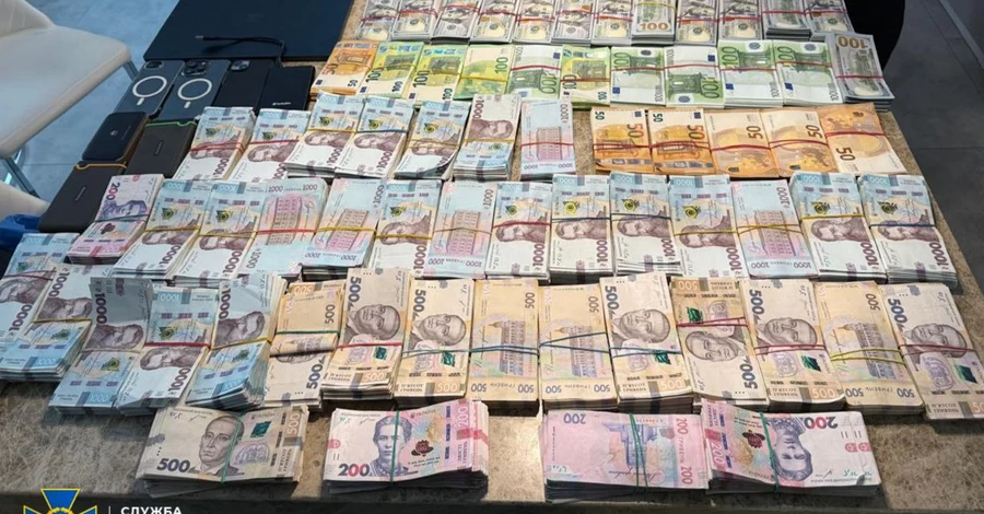 Розкрадали гроші, призначені для відновлення Трипільської ТЕС, - правоохоронці затримали учасників