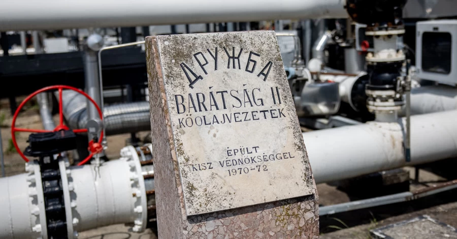 Шоу на трубе: как Орбан использует &laquo;Дружбу&raquo;, чтобы спасти свой рейтинг перед выборами