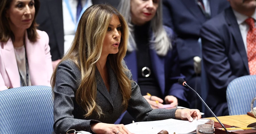 Мелания Трамп на Совбезе ООН говорила о ИИ, детях и «мире через образование»