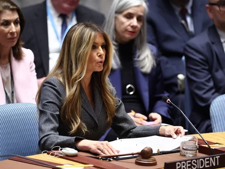 Мелания Трамп на Совбезе ООН говорила о ИИ, детях и «мире через образование»