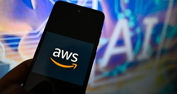 Іранські дрони пошкодили дата-центри Amazon на Близькому Сході