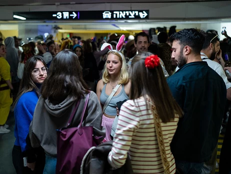 Жителі Ізраїлю: Війна війною, а Пурім хоча і в притулку, але відсвяткували весело