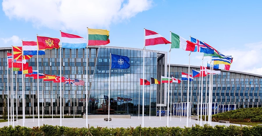 Рютте заявив, що НАТО підтримує операцію Трампа в Ірані, а Тегеран пригрозив &laquo;ядерним апокаліпсисом&raquo;