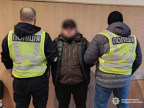 У Києві іноземець влаштував танці на меморіалі полеглих захисників - на нього склали адмінпротокол