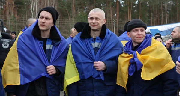 В Україну внаслідок чергового обміну з Росією повернулося 200 полонених
