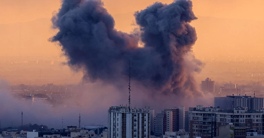 Четыре украинца за последние сутки обратились на 