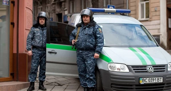 Похищенные автомобили «Ощадбанка» находятся на базе Антитеррористического центра Венгрии, - СМИ