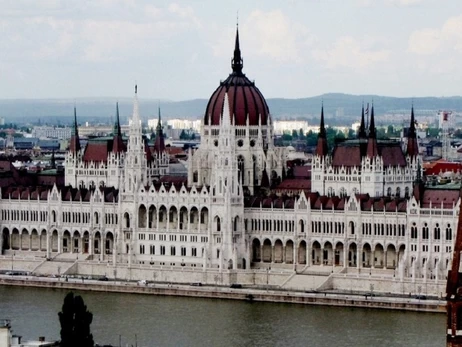 Українців закликали утриматися від поїздок в Угорщину