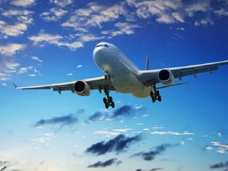 Польща обмежить повітряний рух на кордоні з Білоруссю та Росією до 6 червня