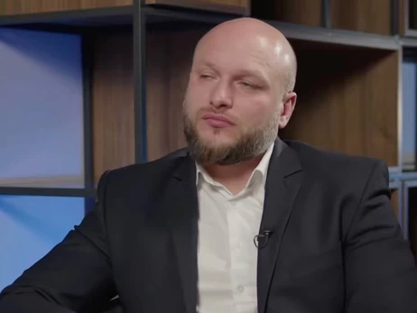 Цивинский, жаловавшийся на недостаточное финансирование БЭБ, потратит четверть миллиона на атласные платки и сувениры