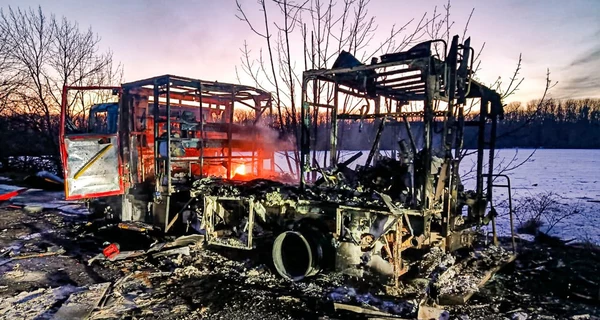 На Харківщині росіяни вдарили по групі рятувальників, а на Полтавщині – по підприємству