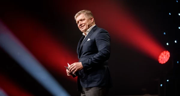 Фицо готов перенять у Орбана эстафету блокировки кредита ЕС для Украины из-за 