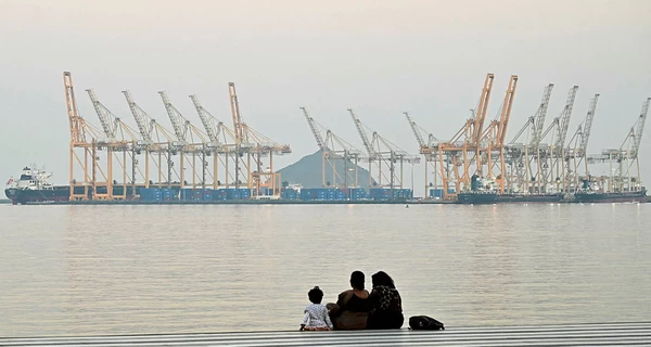 Ціни на нафту Brent злетіли вище 116 доларів за барель, Трамп назвав це «малою ціною»