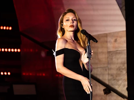 Тина Кароль передала послание Ани Лорак на концерте в Одессе