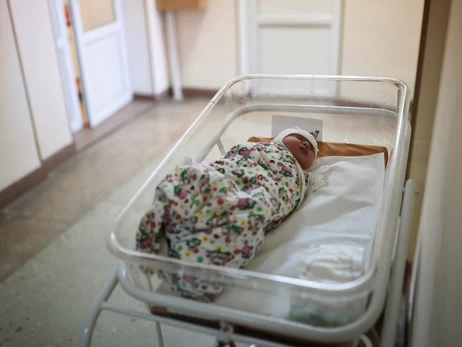 Декретну відпустку в Україні можуть скоротити в 9 разів – комітет Верховної Ради вже рекомендував ухвалити законопроєкт  