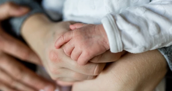 Минэкономики опровергло сокращение декрета в Украине до четырех месяцев