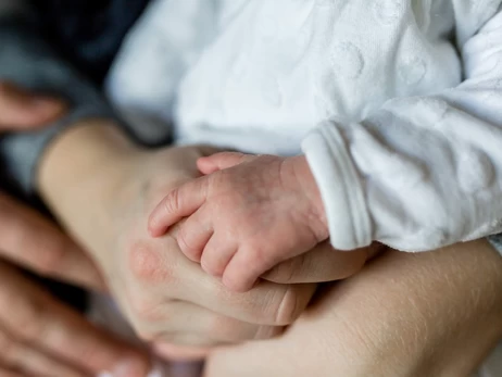 Минэкономики опровергло сокращение декрета в Украине до четырех месяцев