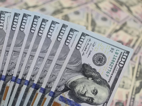 Доллар подскочил до нового максимума: официальный курс на 10 марта