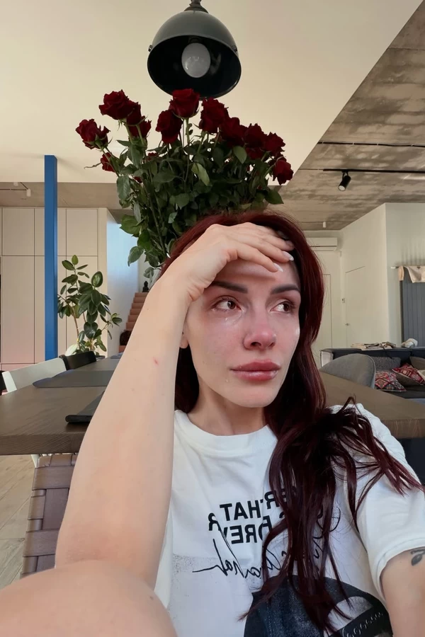 MamaRika с сыном вернулась в Украину после того, как застряла в ОАЭ