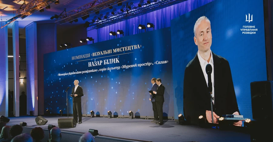 Скульптор, який здобув Шевченківську премію - 2026, працює над пам'ятником Нарбуту в Києві