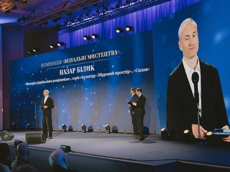 Скульптор, який здобув Шевченківську премію-2026, працює над пам'ятником Нарбуту у Києві