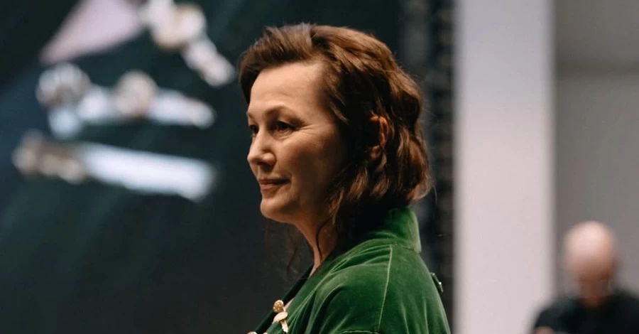 64-річна акторка та ведуча «Лото Забави» Лариса Руснак вийшла на подіум Тижня моди в Парижі