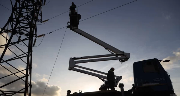 В субботу отключать свет по графикам будут только в вечернее время 