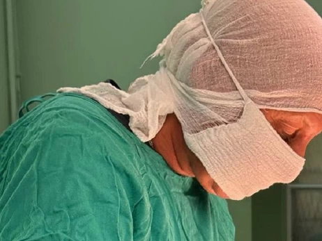 Мальчику во Львове сделали уникальную операцию, сформировав половой орган из слизистой щеки