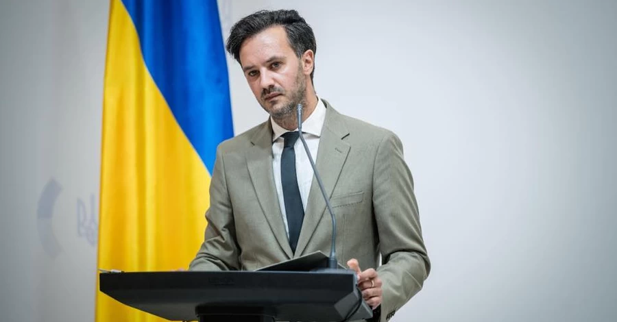 МЗС відкинуло звинувачення Угорщини у зриві вигаданої зустрічі