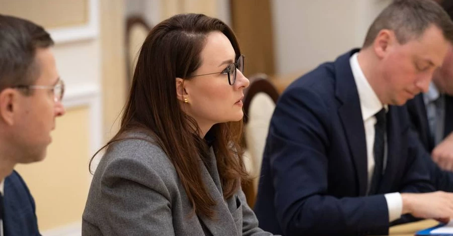 Ажіотаж на паливному ринку спадає, дефіциту на АЗС не буде, - Свириденко