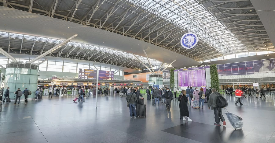 У Мінрозвитку пояснили, чим займеться робоча група з роботи аеропортів, поки небо закрите