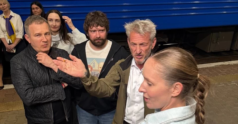 Шонн Пенн замість церемонії вручення 