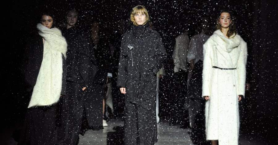 Найцікавіше з UFW: блогерки, що мерзли в босоніжках, й адаптивний одяг для ветеранів JULIYA KROS і SIDLETSKIY 