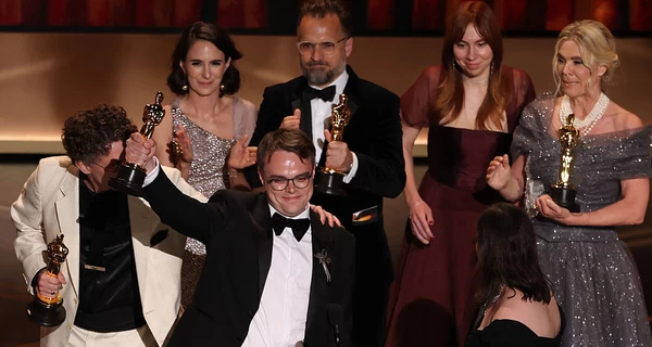 Росіянин, який отримав “Оскара”, пояснив, чому не закликав зупинити війну в Україні