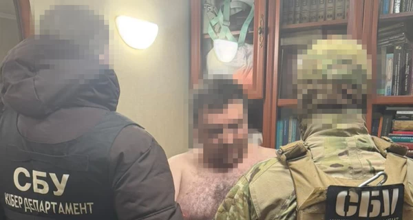 В Киеве задержаны инженеры, которые помогали России восстанавливать поврежденные НПЗ