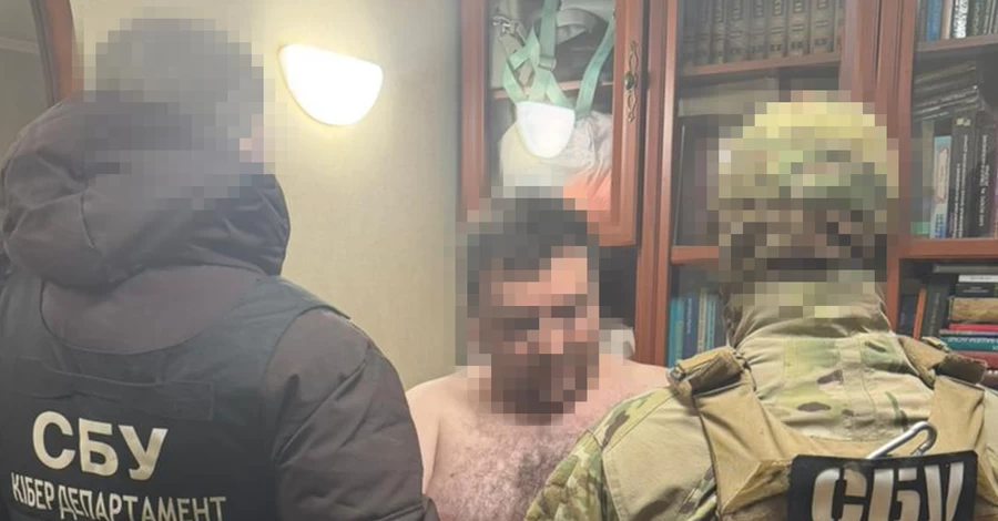 В Киеве задержаны инженеры, которые помогали России восстанавливать поврежденные НПЗ