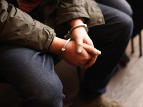 В Николаевской области староста села застрелил свою помощницу в помещении старостата