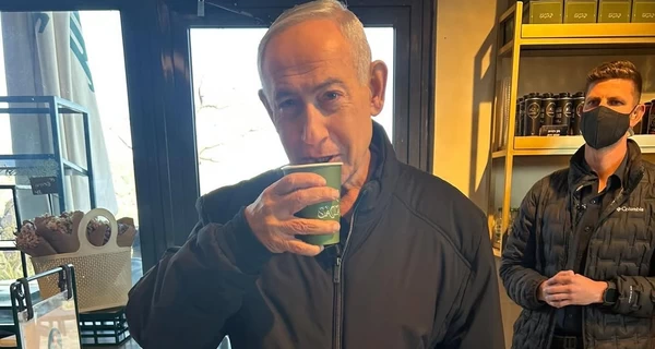 Видео Нетаньяху в кофейне стало мемом в соцсетях