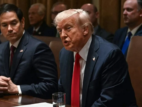 Трамп на 60 днів зупинив дію столітнього закону про судноплавство через різке подорожчання нафти