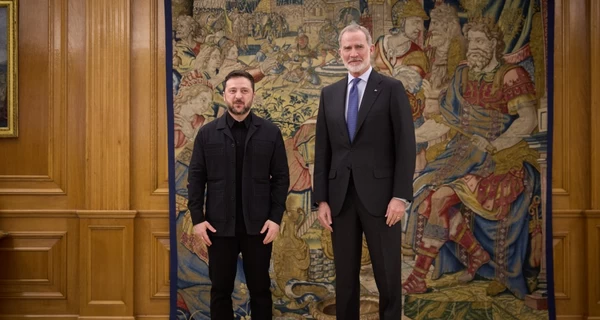  Зеленский встретился с испанским королём в его резиденции 